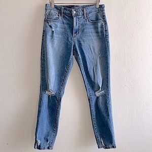 Joe’s Jeans Boyfriend Slim Crop